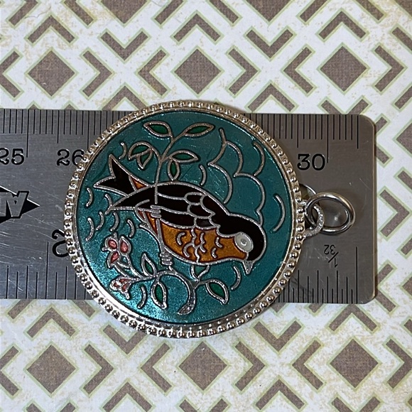 Vintage Sara Coventry Silver Tone “Spring Song” Bird Pendant - Picture 4 of 7